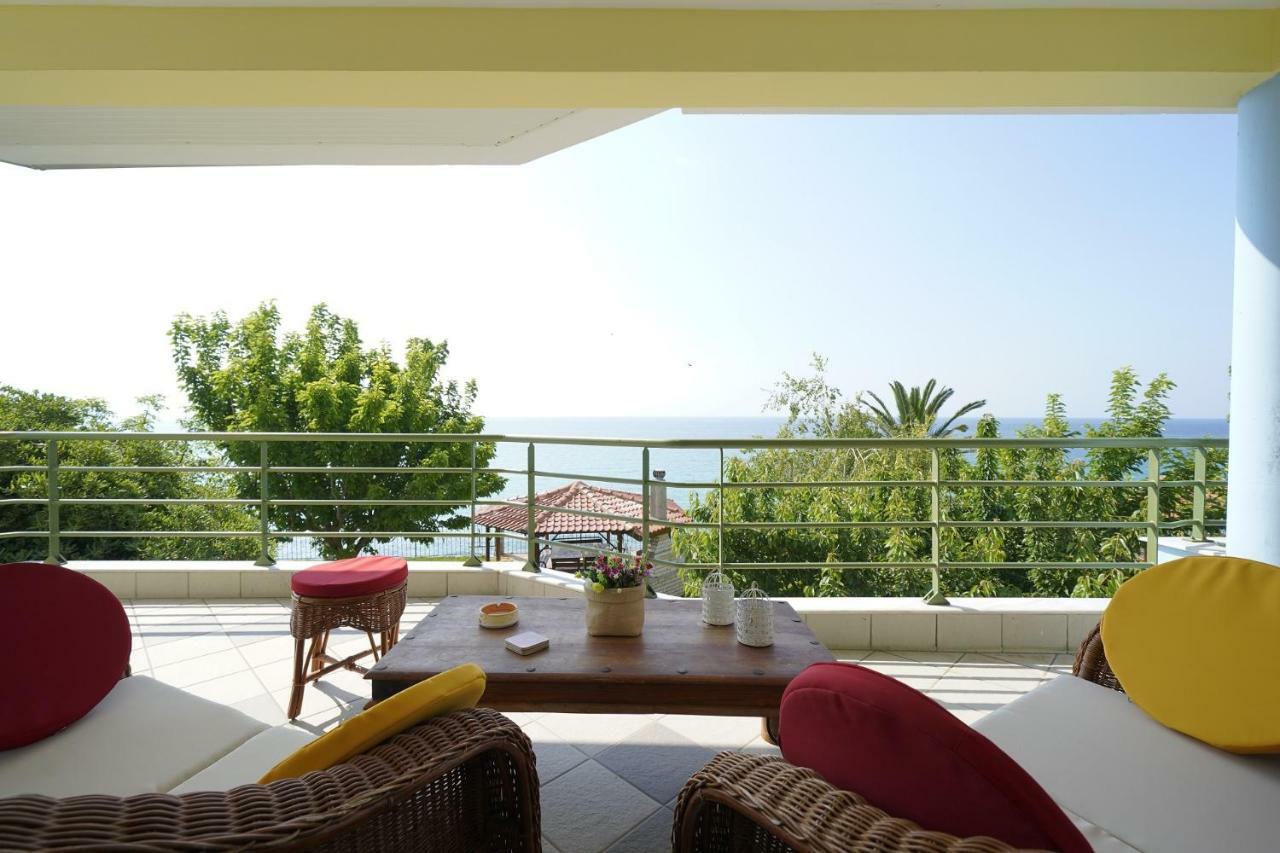 Secret Paradise Villas Loutra Elevtheron Exterior photo